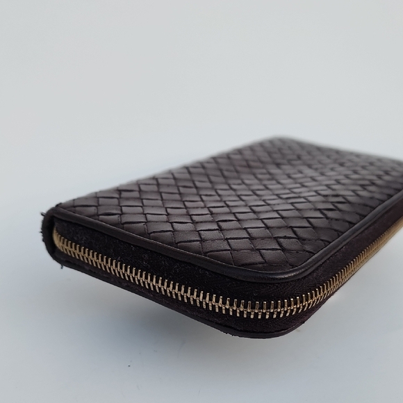 Bottega Veneta Round Long Wallet Intrecciato Dark Brown Leather Zippy Wallet! - Picture 7 of 16